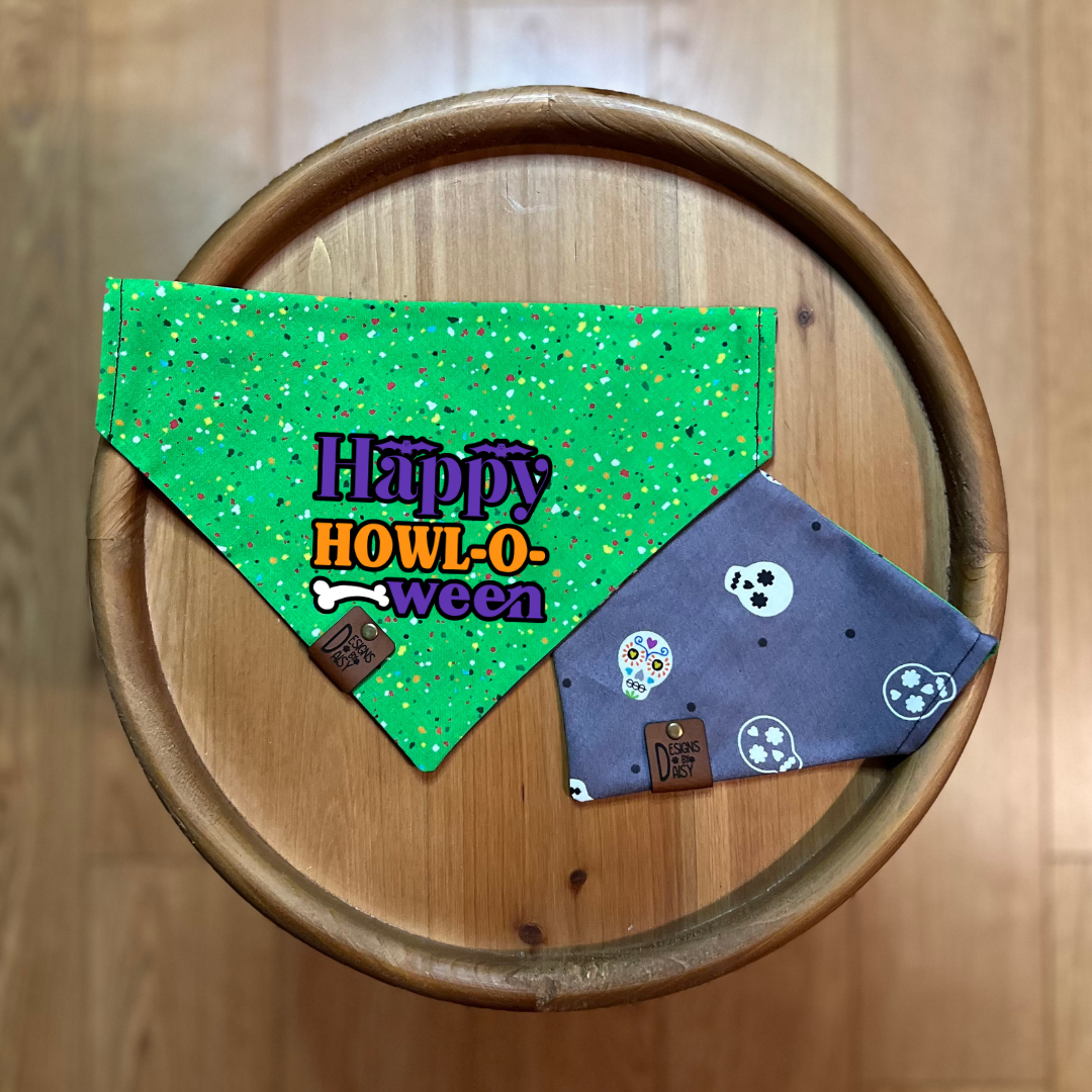 Happy Howl-o-Ween / Reversible / Over-the-Collar / Pet Bandana / GLOW IN THE DARK