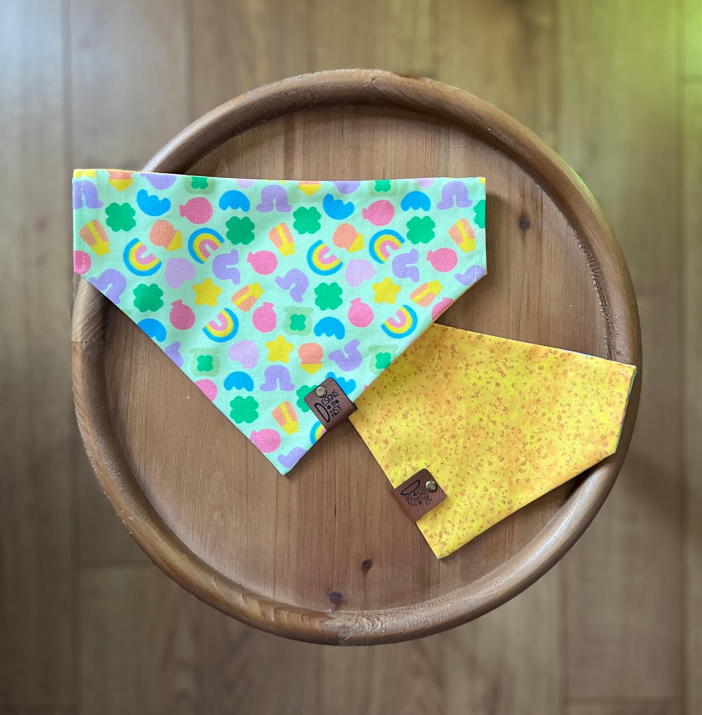 Bit O' Luck / LAST CHANCE / Reversible / Over-the-Collar / Pet Bandana