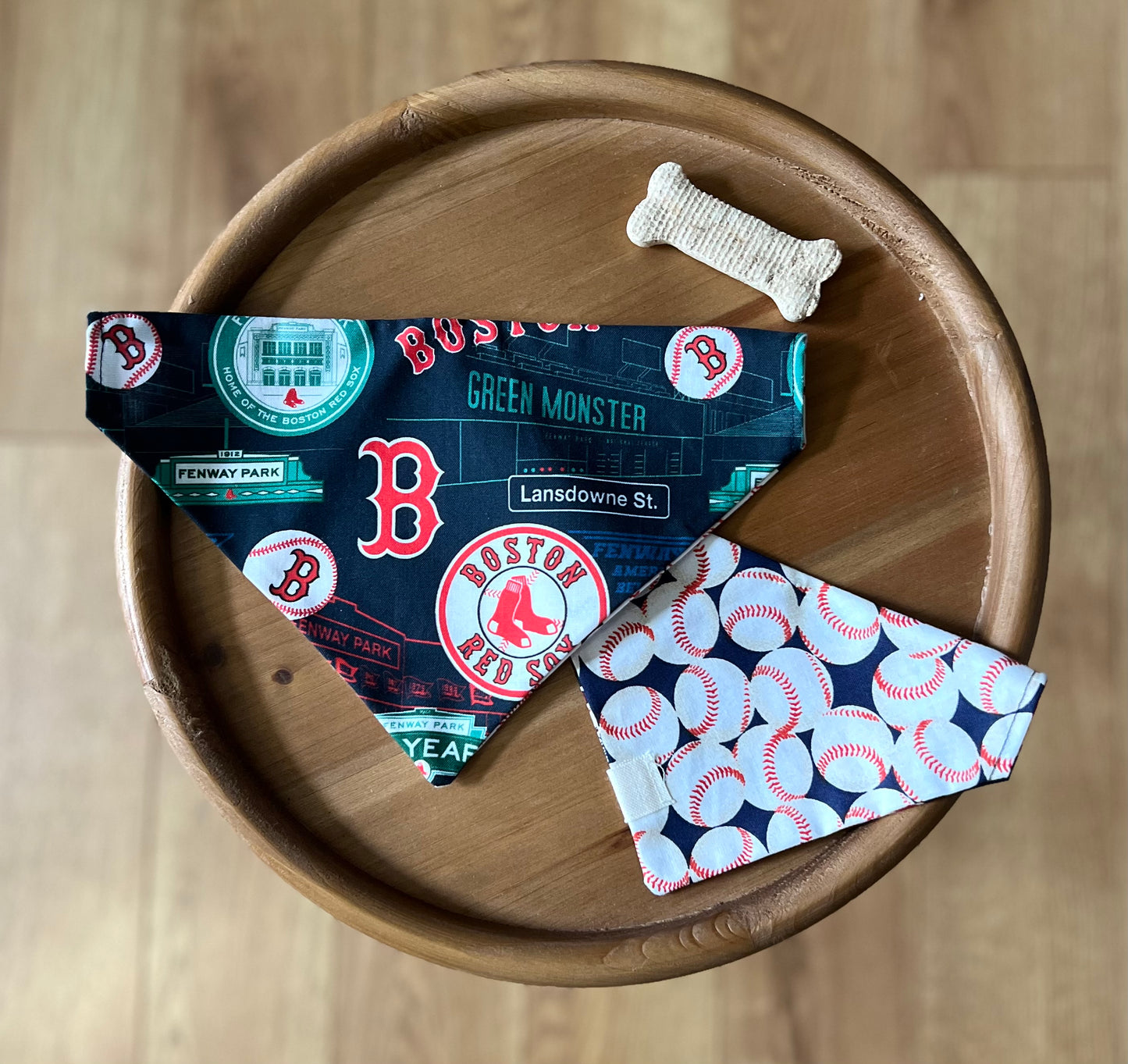 LAST CHANCE / Red Sox / Reversible / Over-the-Collar / Pet Bandana
