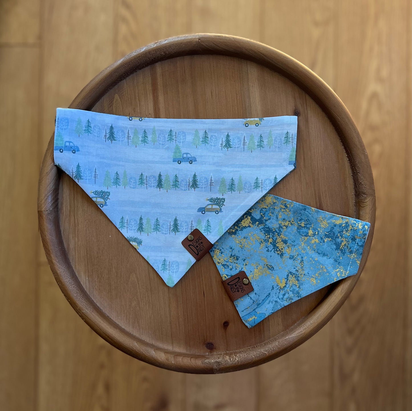 A Blue Christmas / Reversible / Over-the-Collar / Pet Bandana