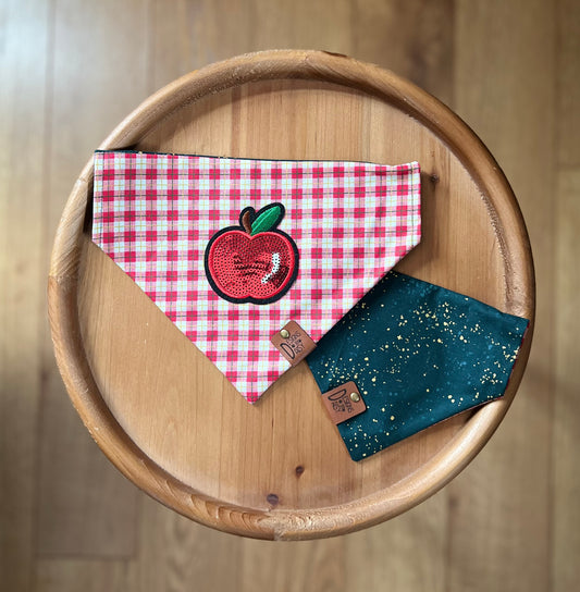 Apple Patch / Reversible / Over-the-Collar / Pet Bandana