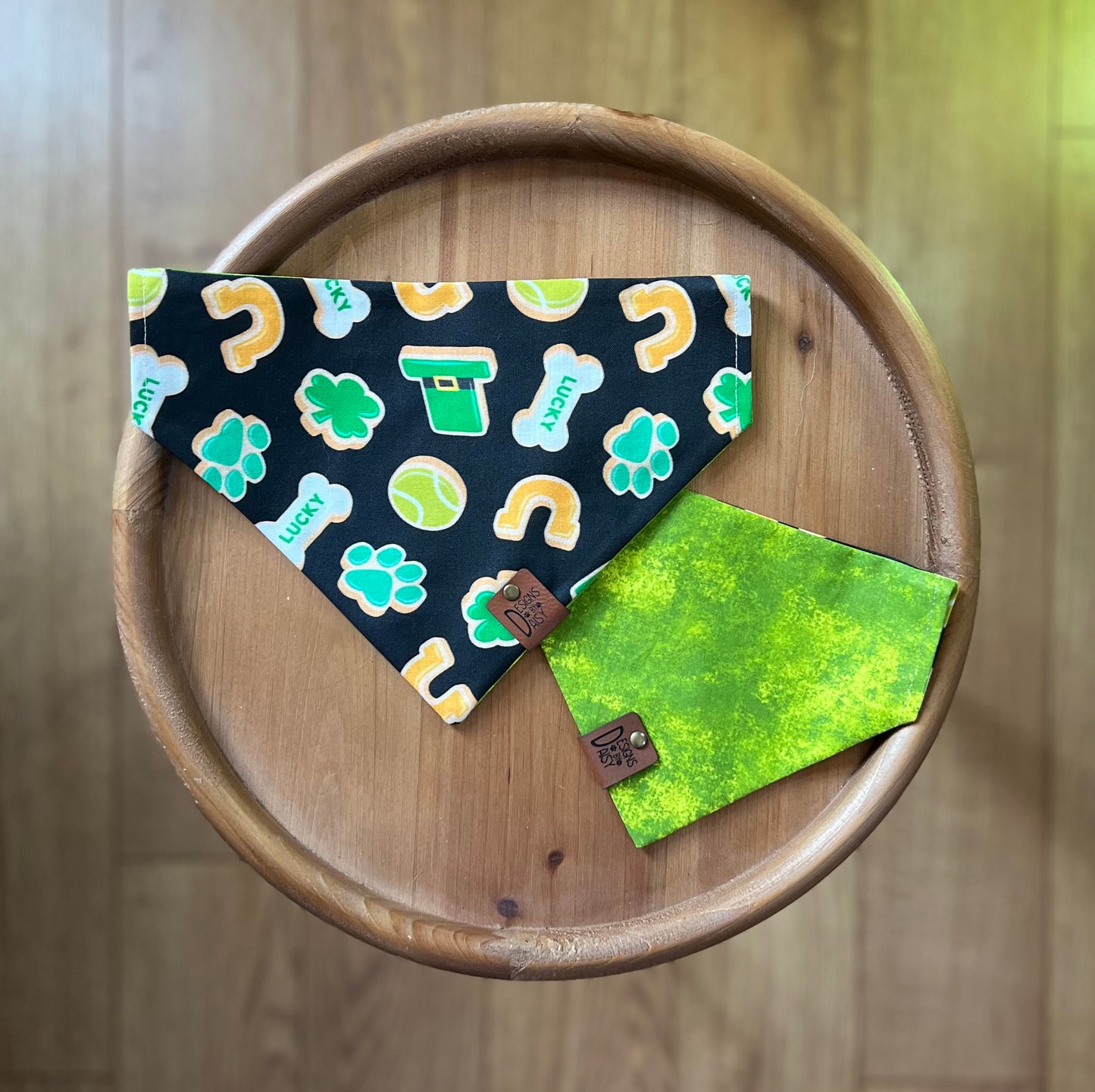 Mommy's Lucky Charm / Reversible / Over-the-Collar / Pet Bandana