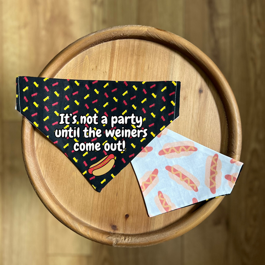 Hot Diggity Dog / Reversible / Over-the-Collar / Pet Bandana