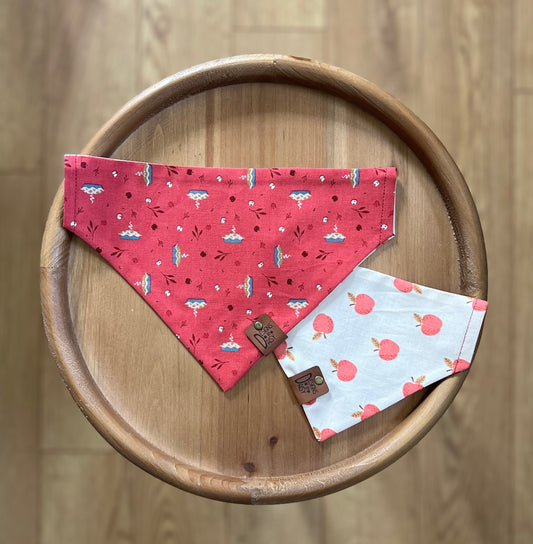 Sweet Apple Pie / Reversible / Over-the-Collar / Pet Bandana