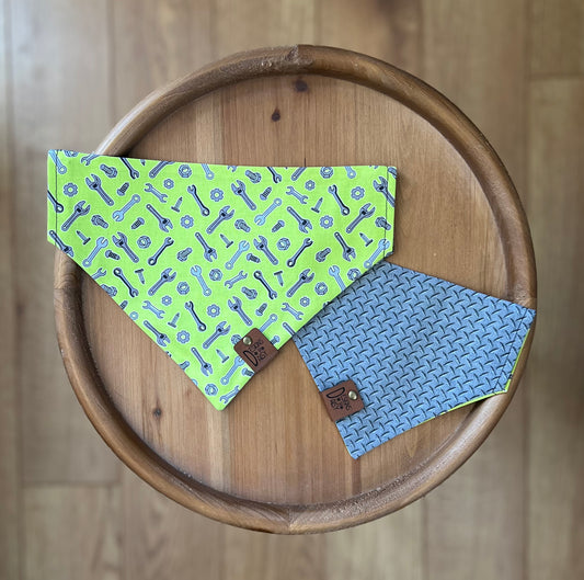 Tune-Up Pup / Reversible / Over-the-Collar / Pet Bandana