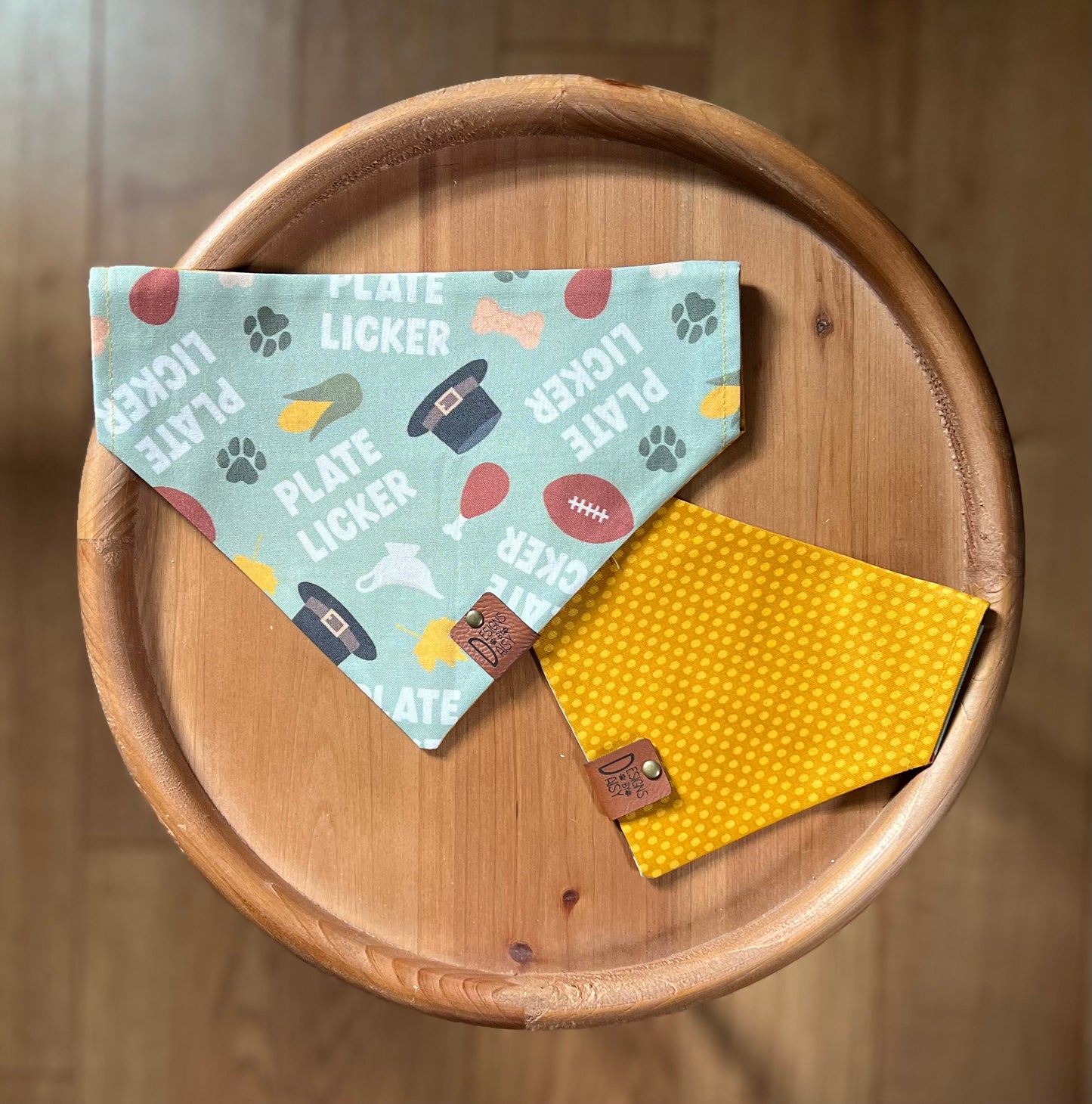 Turkey Plate Licker / LAST CHANCE / Reversible / Over-the-Collar / Pet Bandana